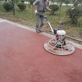 成都市 透水砼粘結(jié)料 透水地坪粘結(jié)料 c30透水混凝土 透水混凝土施工價(jià)格  天然露骨地坪