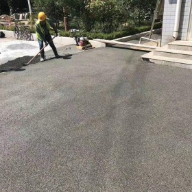 黔江區(qū)10cm彩色透水硂 透水混凝土廠(chǎng)家 免費(fèi)送貨上工地