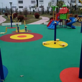彩色透水地坪耐用 環(huán)保型透水混凝土 市政建設(shè)、學校操場地坪 免費到地指導
